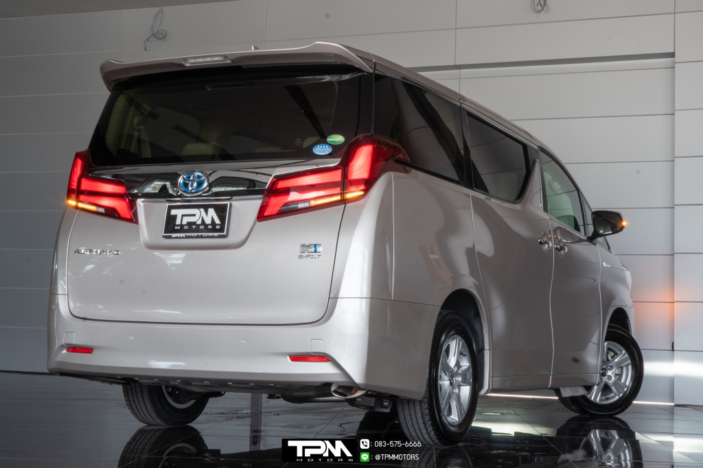 TOYOTA ALPHARD 2.5 hybrid X E-four Welcab Van  AT ปี 2024 #2