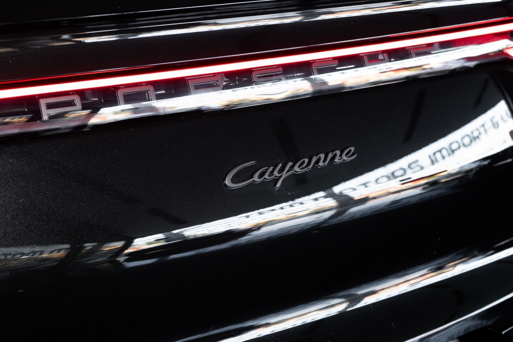 PORSCHE CAYENNE 3.0 E-Hybrid Coupe Platinum Edition AT4WD. ปี 2024 #18