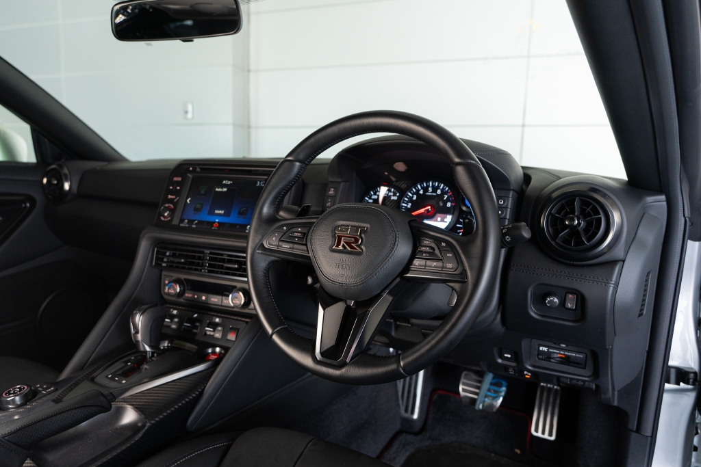 NISSAN GT-R 3.8 PURE Edition  4WD  Coupe Minor Change  AT ปี 2024 #3