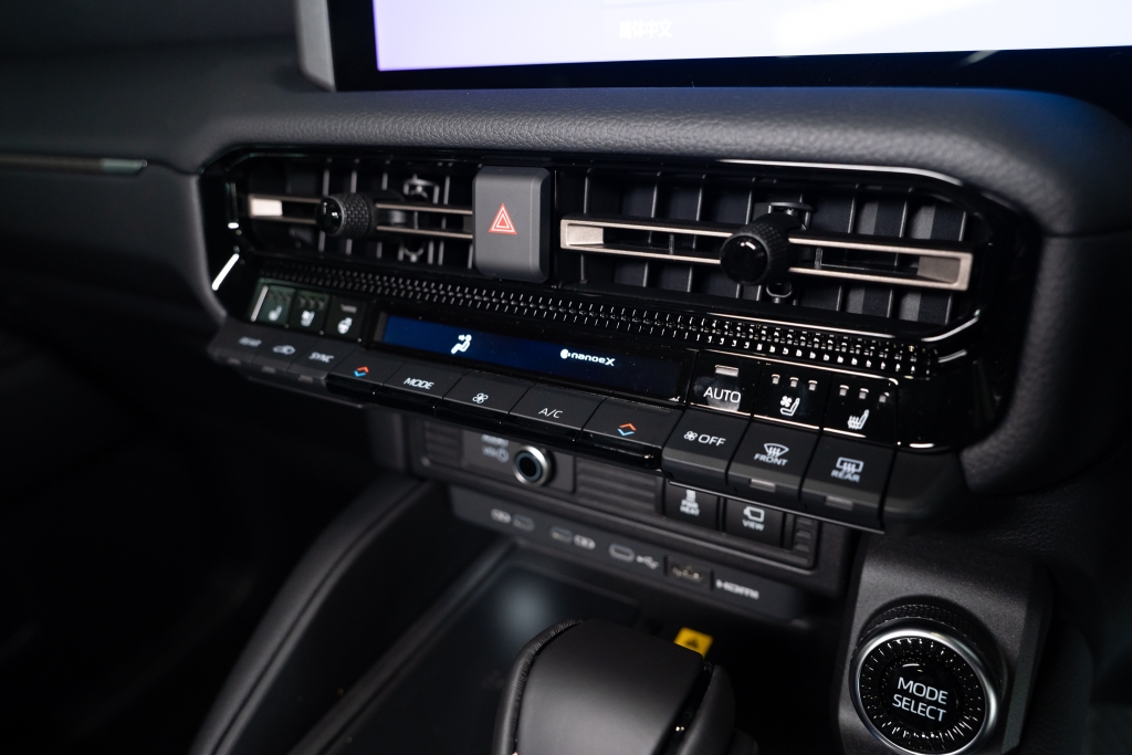 TOYOTA LAND CRUISER 2.8 ZX 4WD AT4WD. ปี 2024 #14