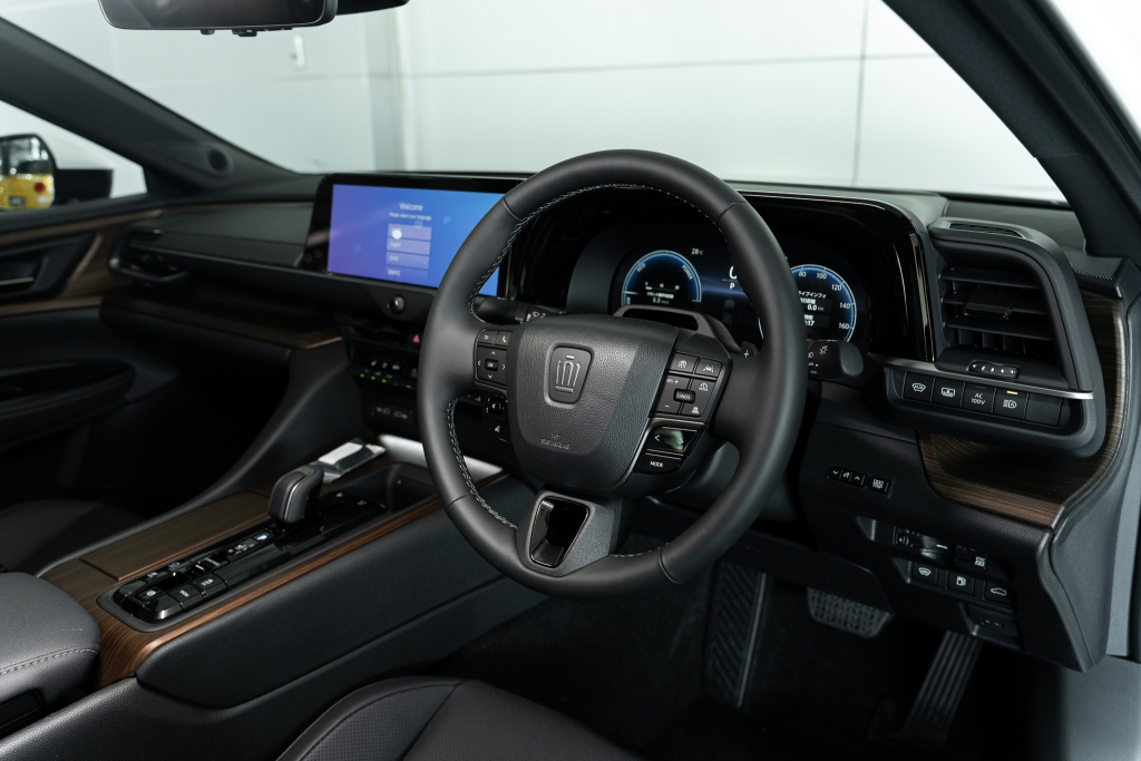 TOYOTA CROWN 2.5 Z SEDAN HYBRID AT ปี 2025 #7