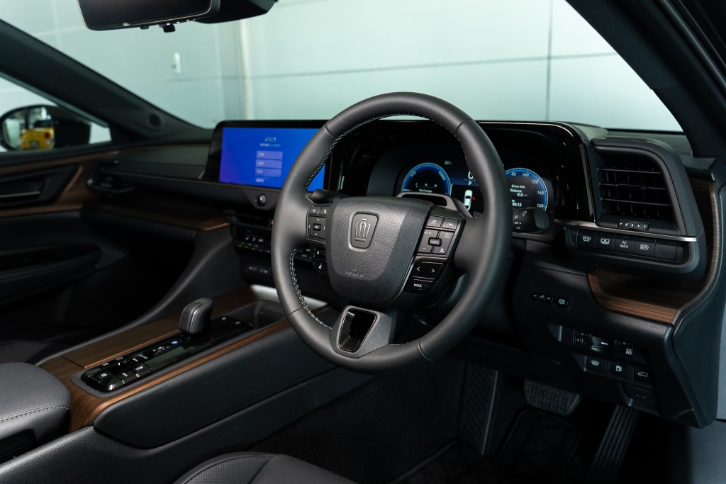 TOYOTA CROWN 2.5 Z SEDAN HYBRID AT ปี 2025 #5