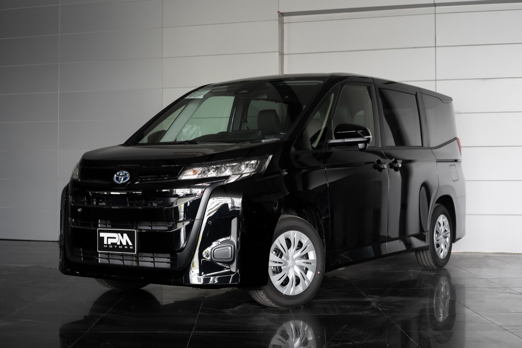 TOYOTA NOAH 1.8 HYBRID X AT ปี 2025 #1