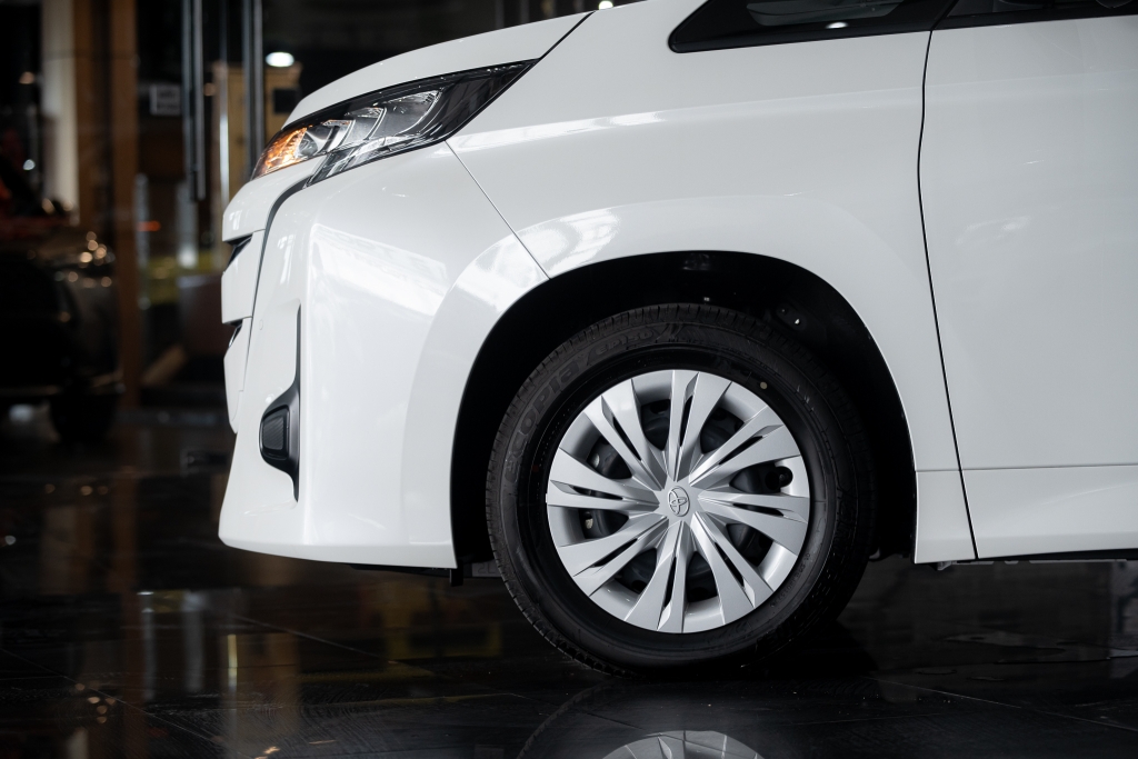 TOYOTA NOAH 1.8 HYBRID X AT ปี 2025 #5