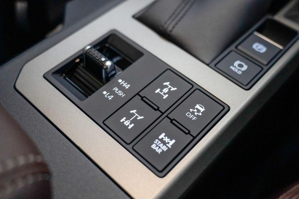 TOYOTA LAND CRUISER 2.8 ZX 4WD AT ปี 2025 #13