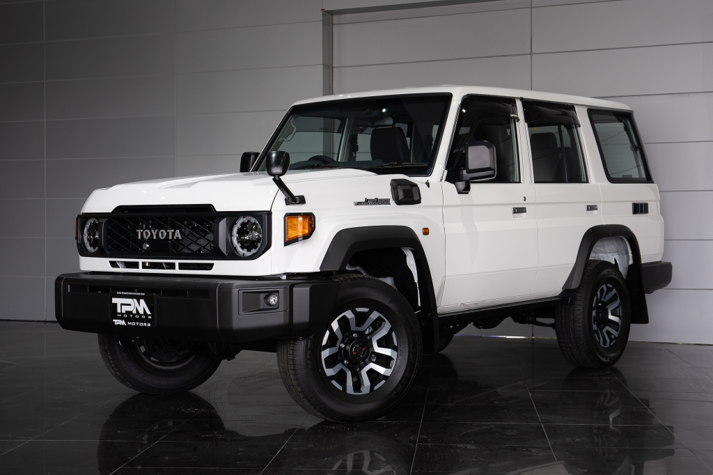 TOYOTA LAND CRUISER 2.8 AX 4WD AT ปี 2025 #1