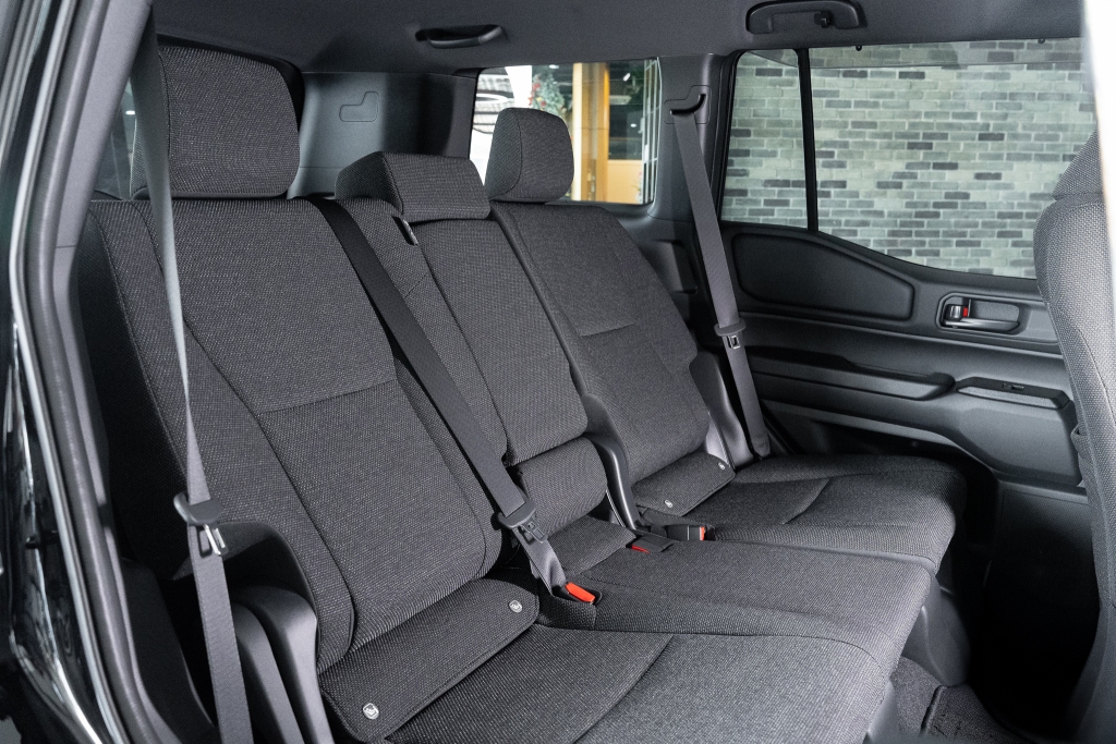TOYOTA LAND CRUISER 2.8 GX 4WD AT ปี 2025 #10
