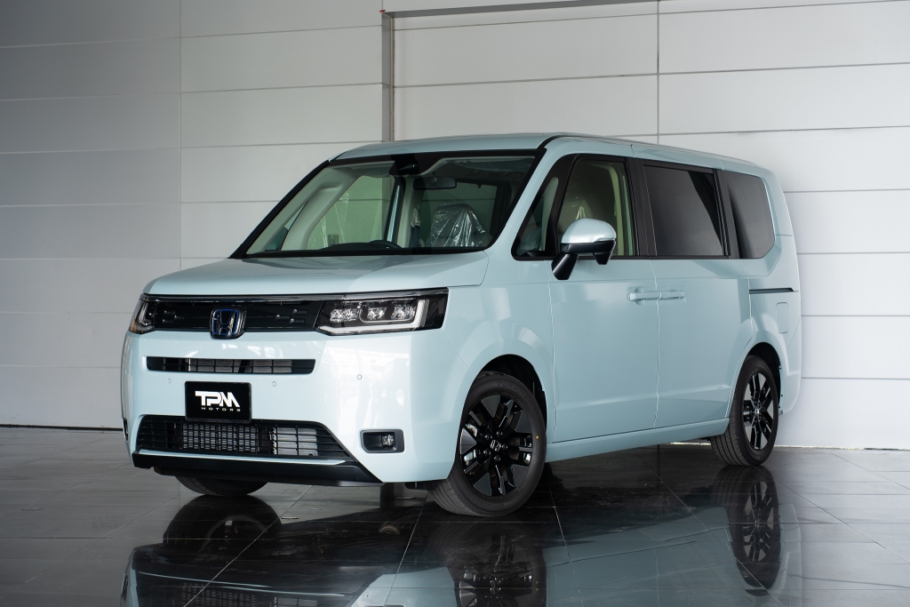 HONDA STEPWGN 2.0 e:HEV Air Wagon AT ปี 2025 #1