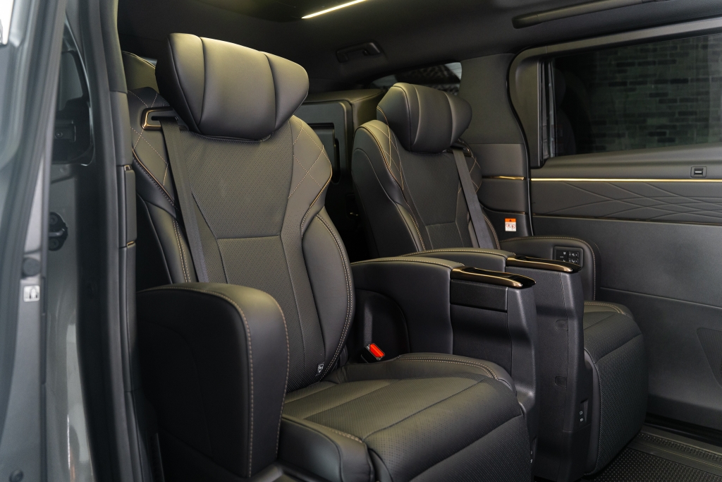 TOYOTA VELLFIRE 2.5 HEV Z PREMIER AT ปี 2025 #5
