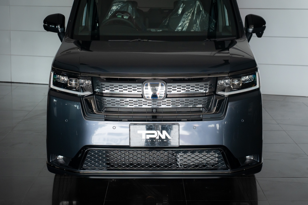 HONDA STEPWGN 2.0 e:HEV Premium Line Black Edition AT ปี 2025 #13