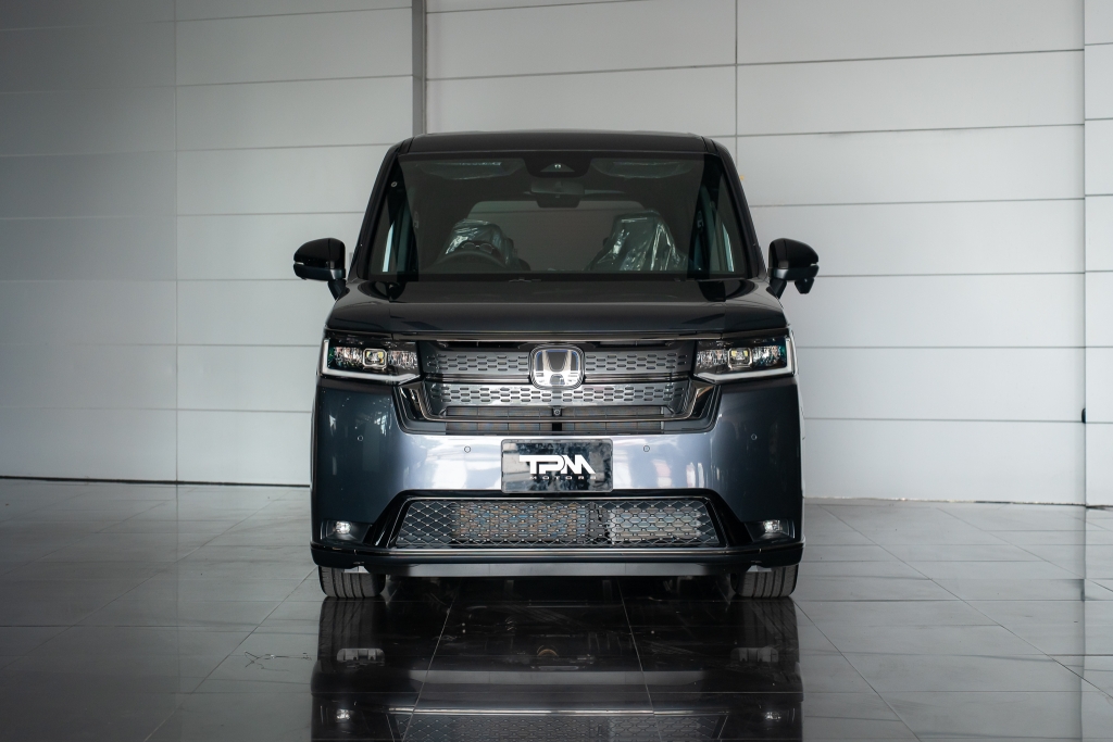 HONDA STEPWGN 2.0 e:HEV Premium Line Black Edition AT ปี 2025 #14