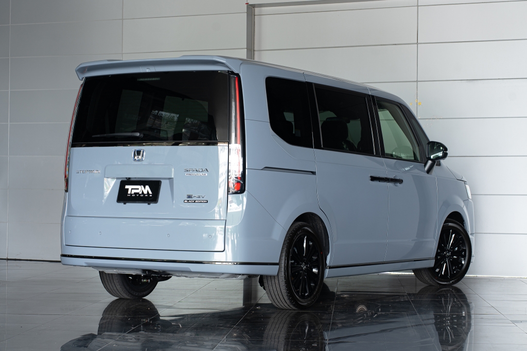 HONDA STEPWGN 2.0 e:HEV Premium Line Black Edition AT ปี 2025 #2