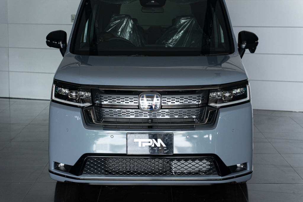 HONDA STEPWGN 2.0 e:HEV Premium Line Black Edition AT ปี 2025 #13