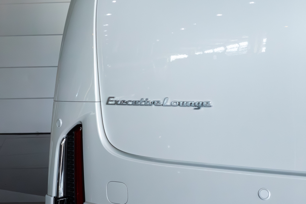 TOYOTA VELLFIRE 2.5 HEV 4WD Executive lounge + Options GR Full Spec  AT ปี 2025 #20
