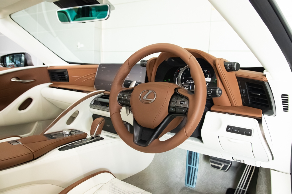 LEXUS LC 500 5.0 Pinnacle Convertible AT Limited Edition AT ปี 2026 #6