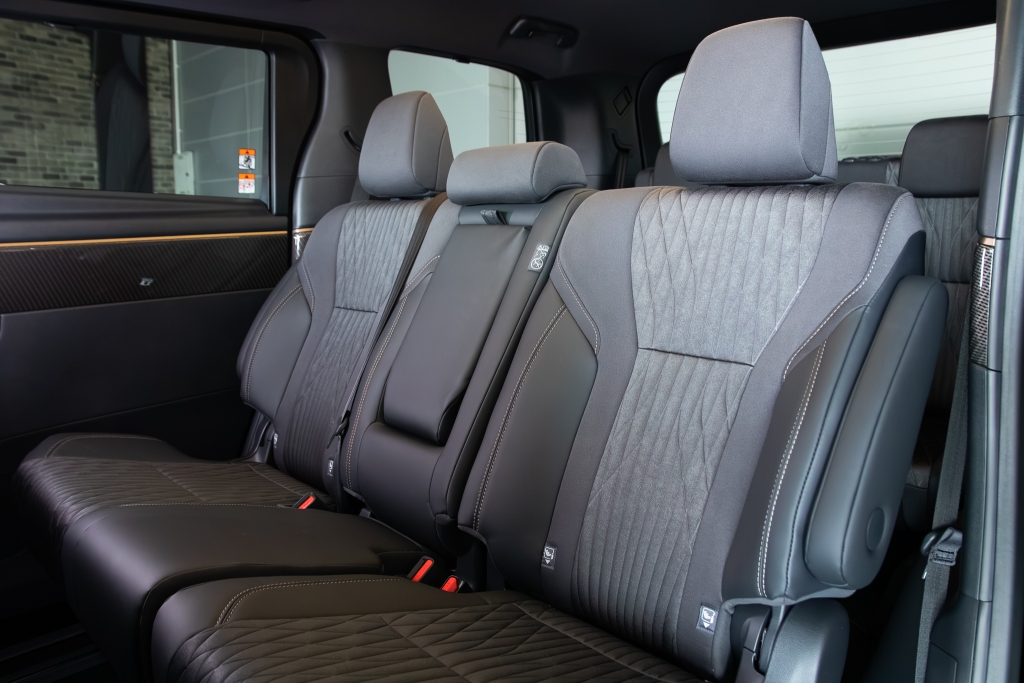 TOYOTA ALPHARD 2.5 Hybrid G Grade 2WD (8 Seat) AT ปี 2026 #4