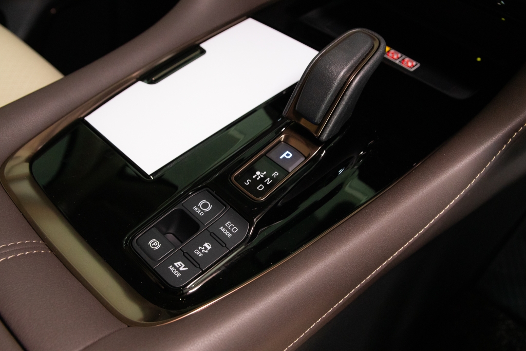 TOYOTA ALPHARD 2.5 HEV Executive Lounge ปี 2026 #17