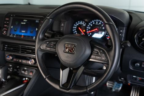 NISSAN GT-R 3.8 PURE Edition  4WD  Coupe Minor Change  AT ปี 2024 #9