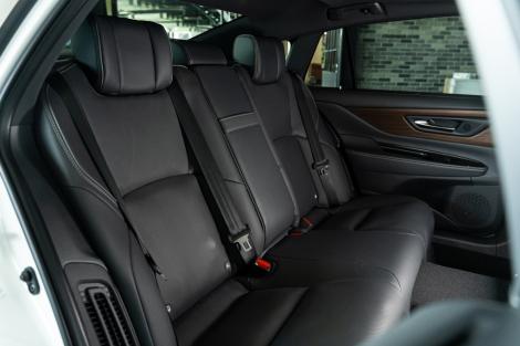 TOYOTA CROWN 2.5 Z SEDAN HYBRID AT ปี 2025 #4
