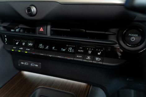 TOYOTA CROWN 2.5 Z SEDAN HYBRID AT ปี 2025 #10
