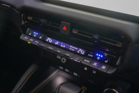 TOYOTA LAND CRUISER 2.8 ZX 4WD AT ปี 2025 #9