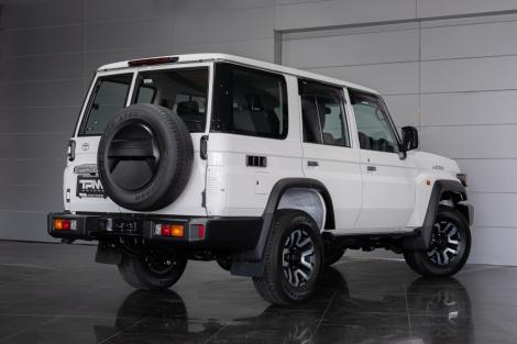 TOYOTA LAND CRUISER 2.8 AX 4WD AT ปี 2025 #2