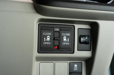 HONDA STEPWGN 2.0 e:HEV Air Wagon AT ปี 2025 #10
