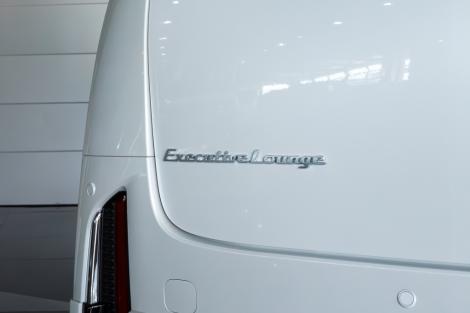 TOYOTA VELLFIRE 2.5 HEV 4WD Executive lounge + Options GR Full Spec  AT ปี 2025 #20