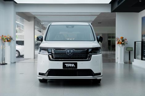 HONDA STEPWGN 2.0 e:HEV Premium Line Black Edition AT ปี 2025 #2