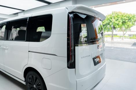 HONDA STEPWGN 2.0 e:HEV Premium Line Black Edition AT ปี 2025 #18