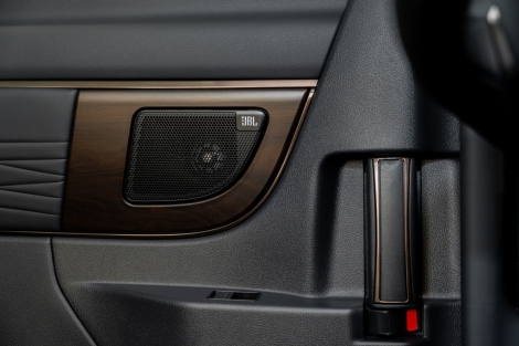 TOYOTA VELLFIRE 2.5 HEV Z PREMIER AT ปี 2026 #18