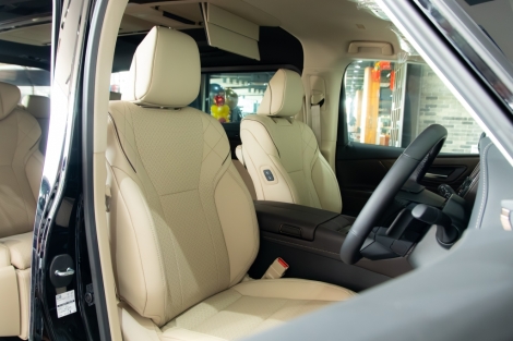 TOYOTA ALPHARD 2.5 HEV Executive Lounge AT ปี 2026 #9