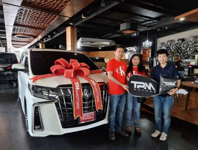 Toyota Alphard 2.5SC สีขาว 2020